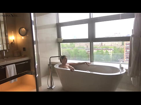 ❤️ Obrovská baba vášnivo si honí kundu v kúpeľni ❤ Super porno na porno sk.villagesexvideos.ru ﹏